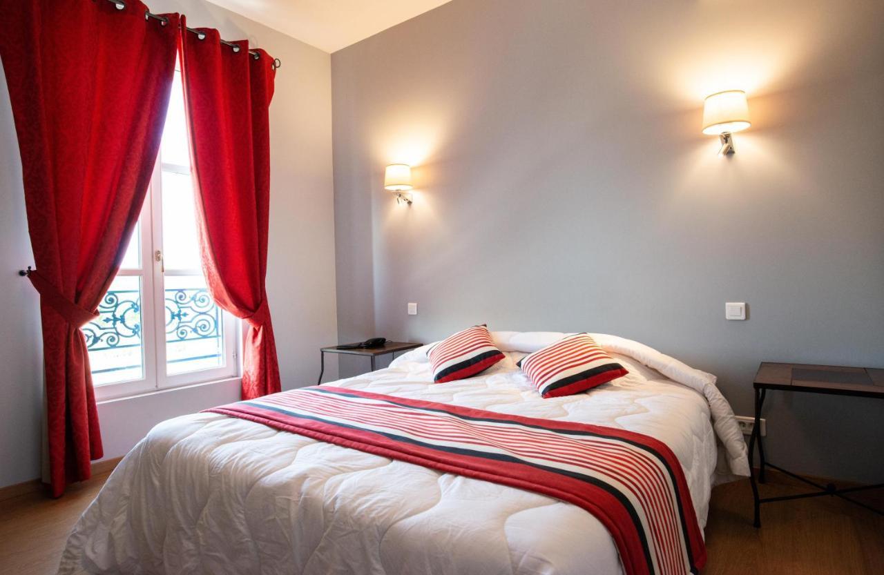 Logis Hotel De La Tour Libourne Exterior photo